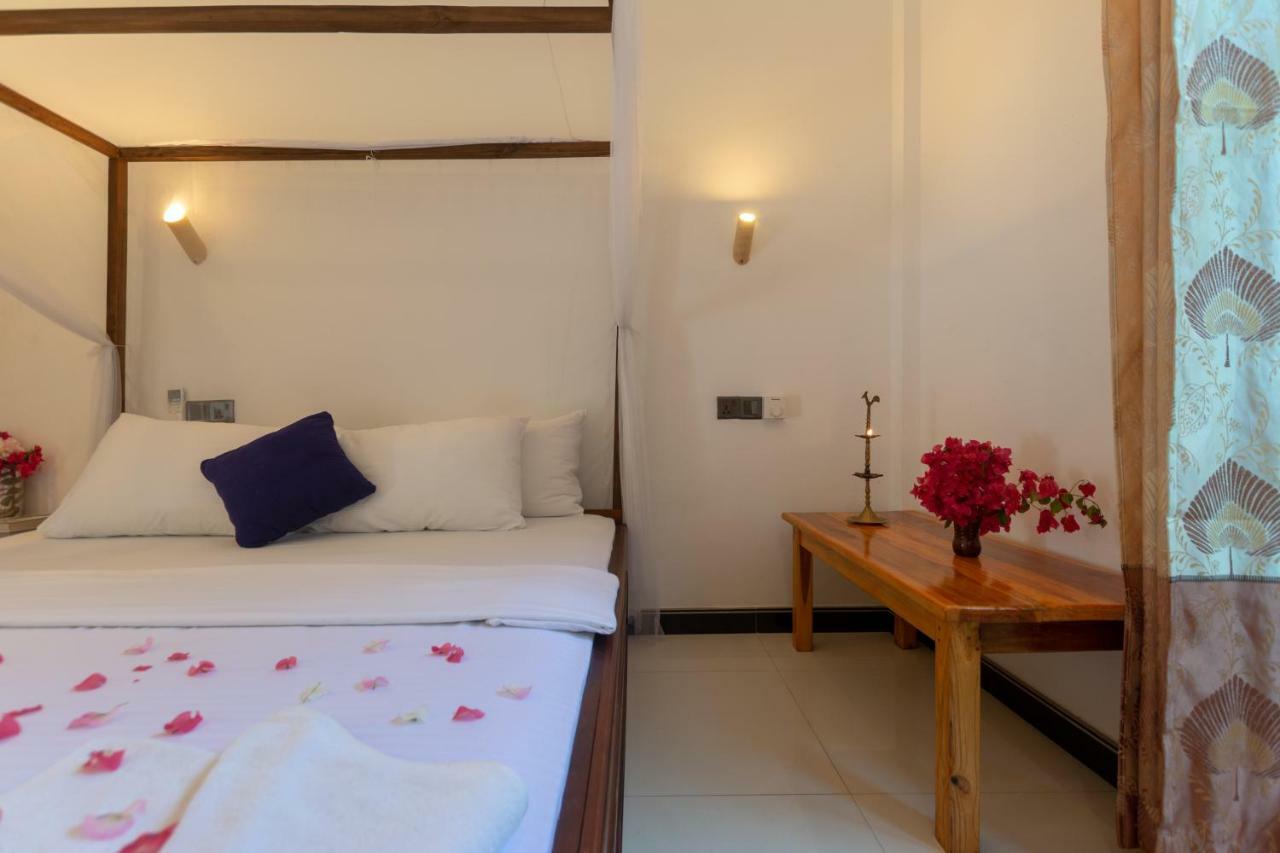 Popoyo Surf Resort Arugam Kudah Eksteriør bilde